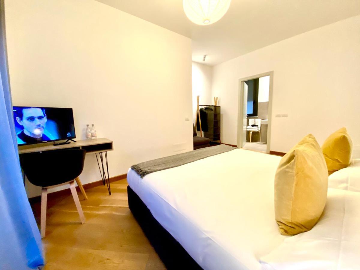 Camera Matrimoniale/Doppia con Letti Singoli con Bagno Privato